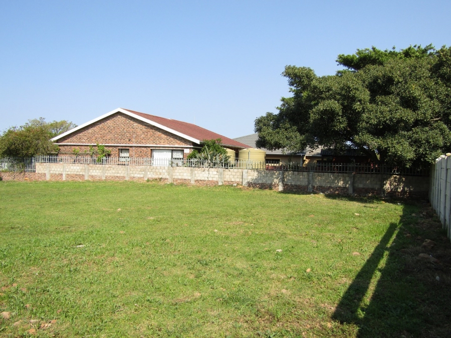 0 Bedroom Property for Sale in Wavecrest Eastern Cape